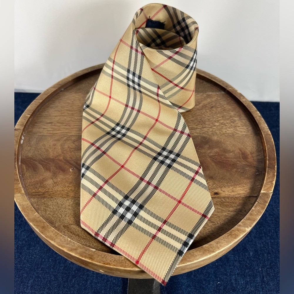 Burberry Brown Plaid Signature Logo Nova Check Mens Luxury Tie